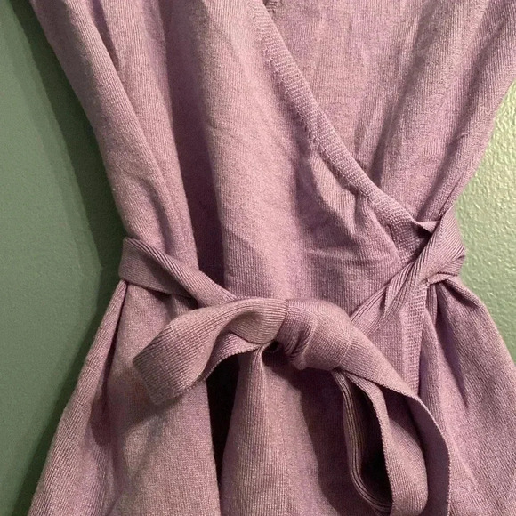 Diane Von Furstenberg women’s wrap sweater - small - silk/cashmere blend - lilac - Picture 3 of 8
